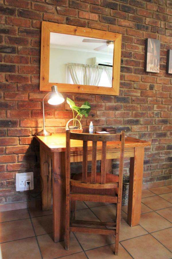 Ngwenya Boutique Hotel Lephalale Bagian luar foto